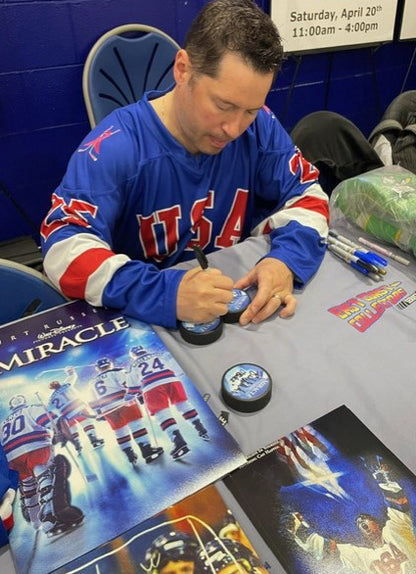 USA Hockey Miracle On Ice Hockey  Puck Signed by Billy Schneider ( Buzz Schneider )